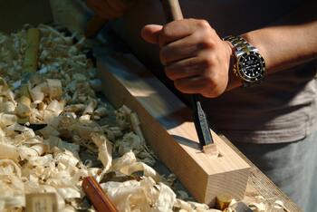 techniques wood carving